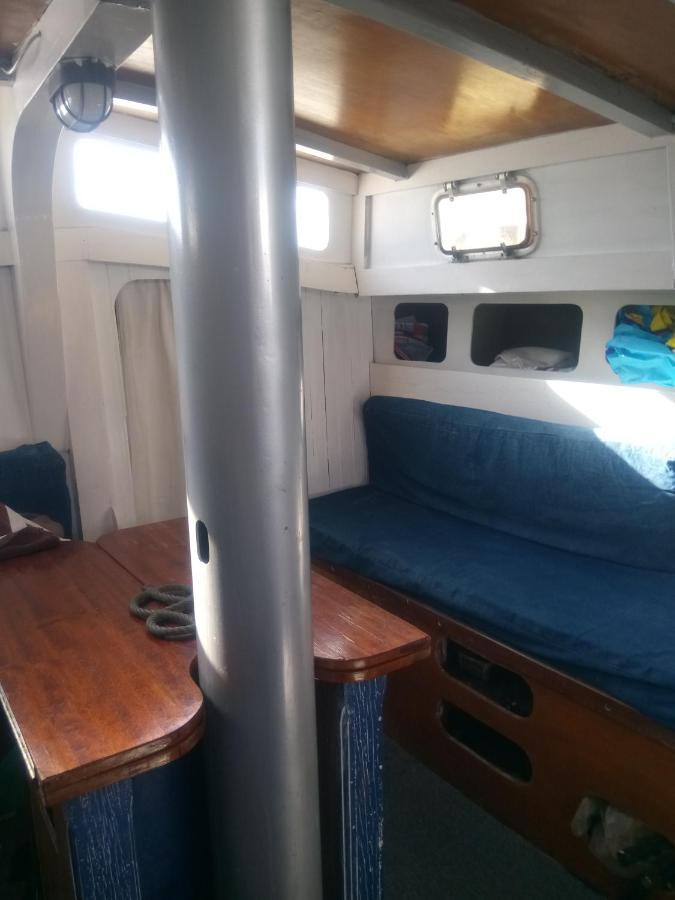 Bateau En Ville Saint-Tropez Exterior photo